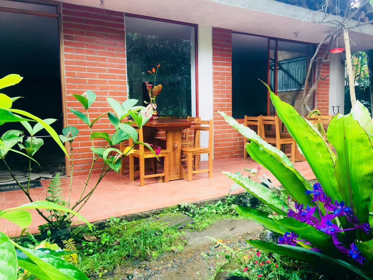 Cabanas Armonia Y Jardin De Orquideas Villa Mindo Buitenkant foto